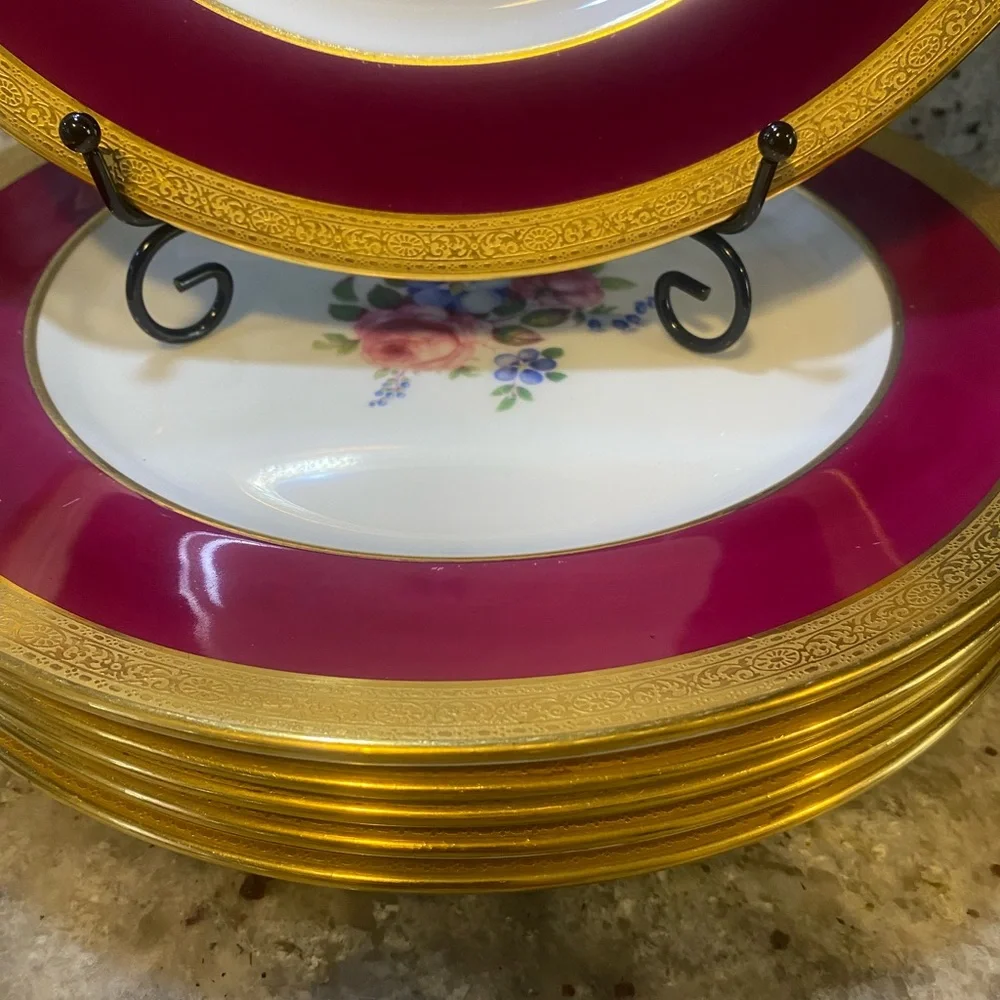 Vintage Paragon Fuchsia And Rose Pattern With Gold‎ Trim dinner Plates (6)